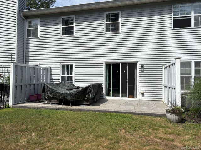 1307 Sara Circle, Port Jefferson Station, NY 11776