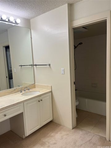 400 Hobron Lane 2815, Honolulu, HI 96815