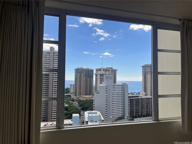 400 Hobron Lane 2815, Honolulu, HI 96815