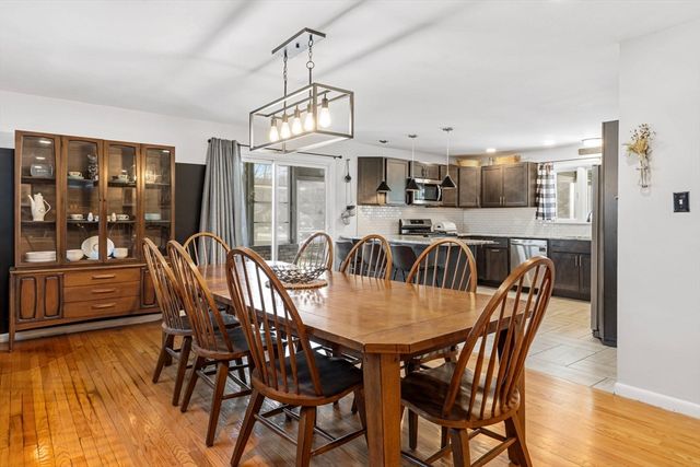 105 Plain Street, Easthampton, MA 01027