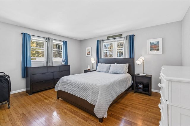 105 Plain Street, Easthampton, MA 01027