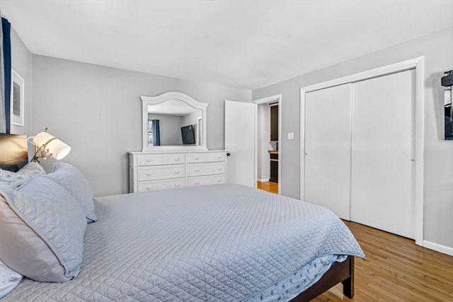105 Plain Street, Easthampton, MA 01027