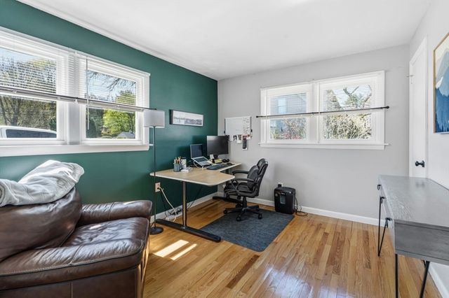 105 Plain Street, Easthampton, MA 01027
