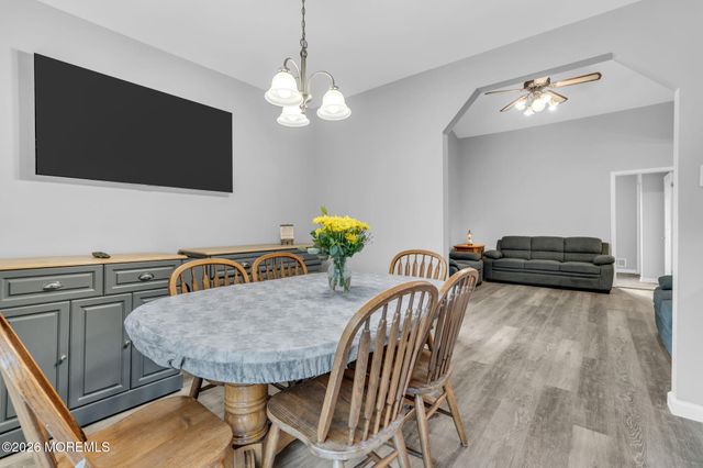 12 Raritan Avenue, Leonardo, NJ 07737