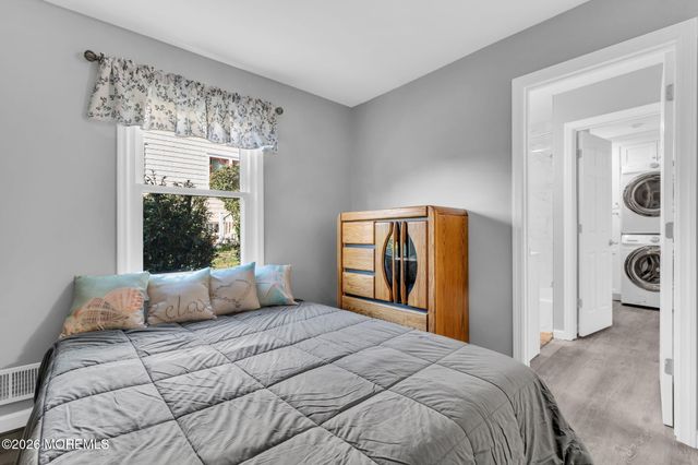 12 Raritan Avenue, Leonardo, NJ 07737