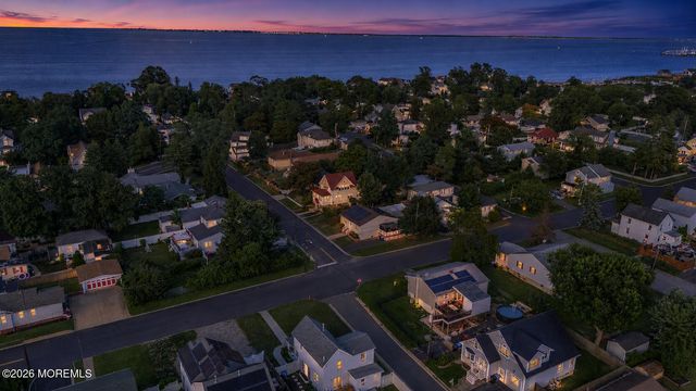 12 Raritan Avenue, Leonardo, NJ 07737