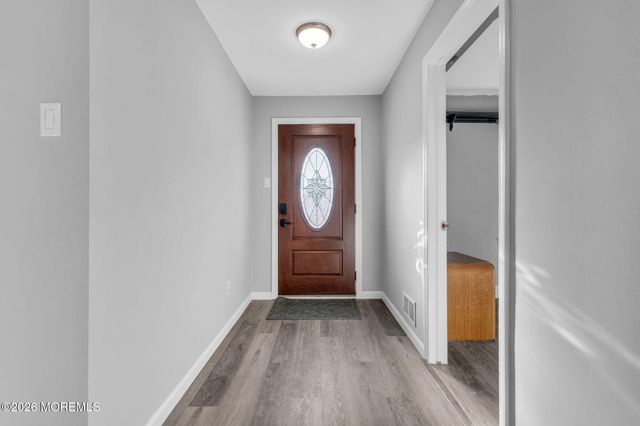 12 Raritan Avenue, Leonardo, NJ 07737