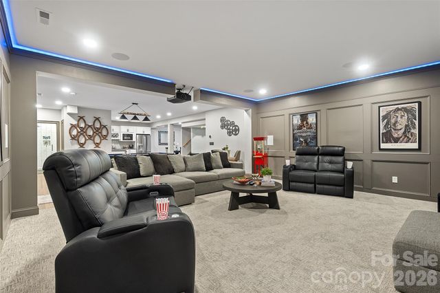 82212 Standing Oak Drive, Charlotte, NC 28278