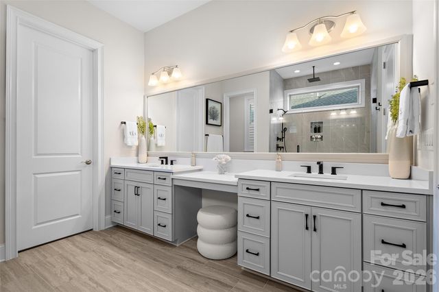 82212 Standing Oak Drive, Charlotte, NC 28278