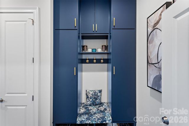 82212 Standing Oak Drive, Charlotte, NC 28278