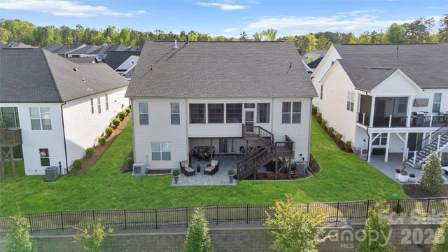 82212 Standing Oak Drive, Charlotte, NC 28278