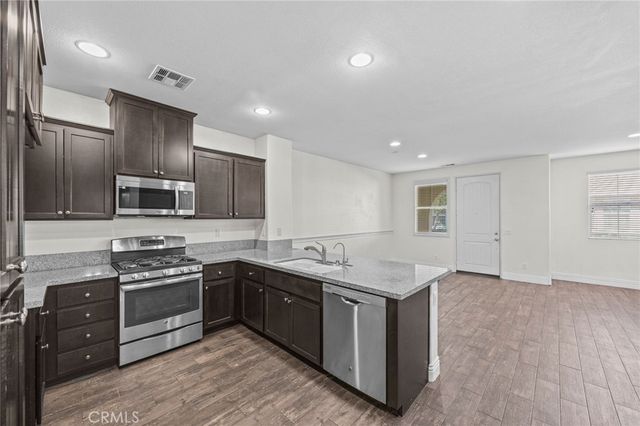 16001 Chase 64, Fontana, CA 92336