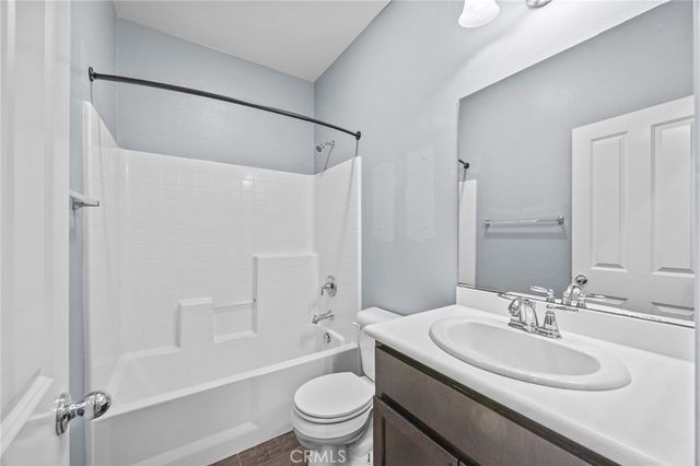 16001 Chase 64, Fontana, CA 92336
