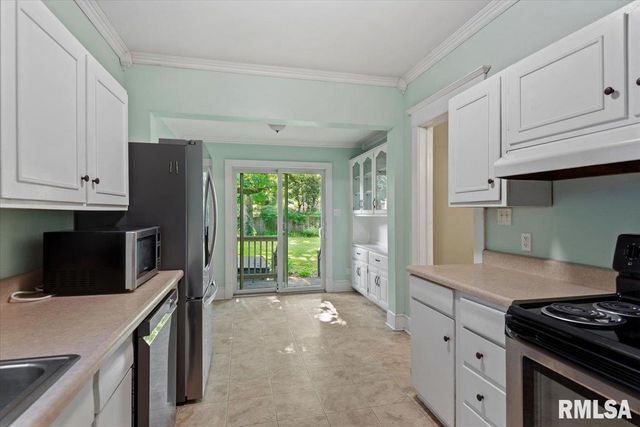 852 S PARK Avenue, Springfield, IL 62704
