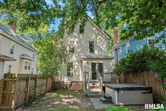 852 S PARK Avenue, Springfield, IL 62704