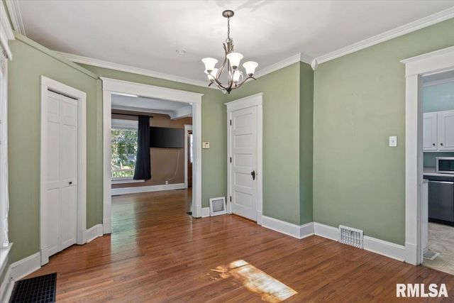 852 S PARK Avenue, Springfield, IL 62704