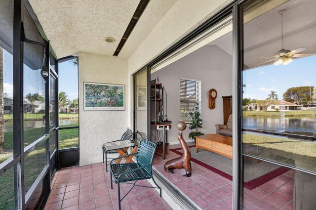 23 Via De Casas Sur 105, Boynton Beach, FL 33426