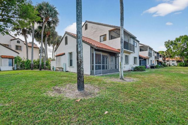 23 Via De Casas Sur 105, Boynton Beach, FL 33426