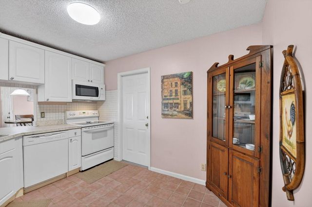 23 Via De Casas Sur 105, Boynton Beach, FL 33426