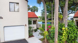 23 Via De Casas Sur 105, Boynton Beach, FL 33426