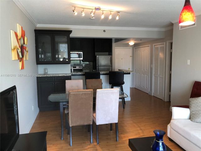 2665 SW 37th Ave 802, Miami, FL 33133