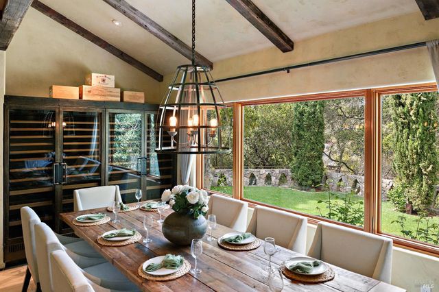 35 Forest Ln, Napa, CA 94558