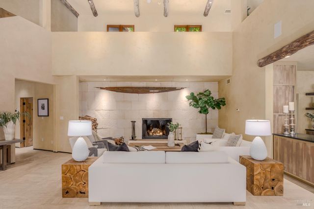 35 Forest Ln, Napa, CA 94558