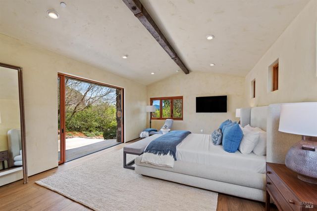 35 Forest Ln, Napa, CA 94558