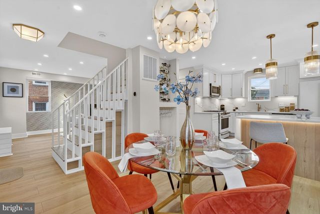 8214 LAUREL DR, Parkville, MD 21234
