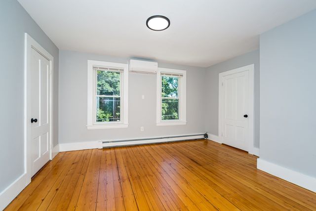 11 Purchase Street, Framingham, MA 01701