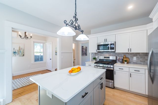 11 Purchase Street, Framingham, MA 01701