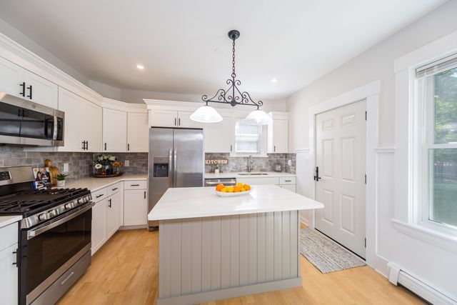 11 Purchase Street, Framingham, MA 01701