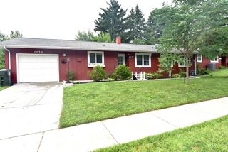 1030 Chicory Way, Sun Prairie, WI 53590