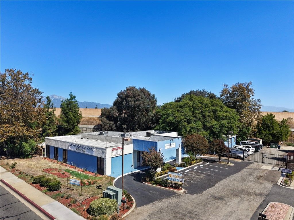 14611 Pipeline, Chino, CA 91710 — photo 2