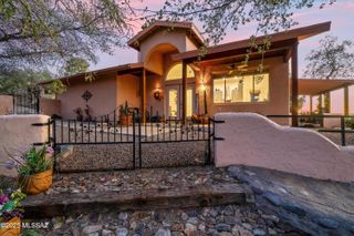 1174 W Kokopelli Lane, Oracle, AZ 85623