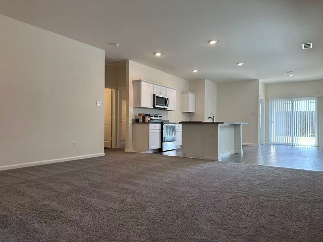 1819 Chapel Hill Road, Princeton, TX 75407