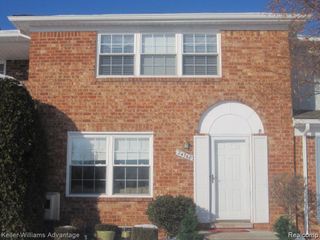 24768 Olde Orchard Street, Novi, MI 48375