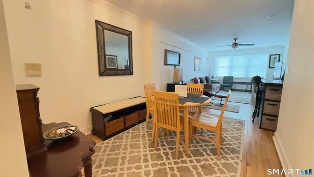 50 Lafayette Place 2H, Greenwich, CT 06830
