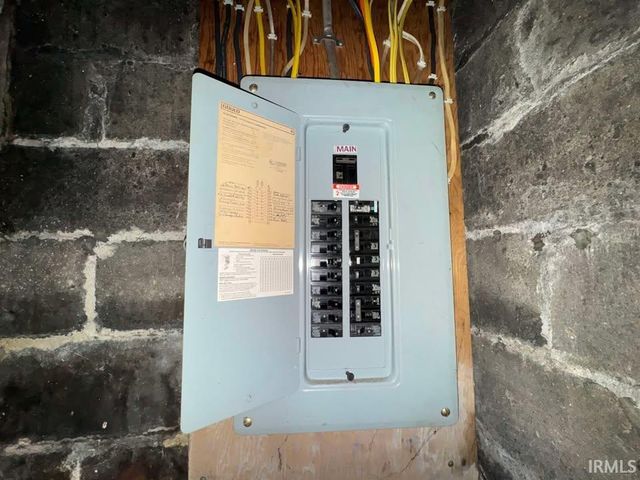 267 W 7Th Street, Peru, IN 46970