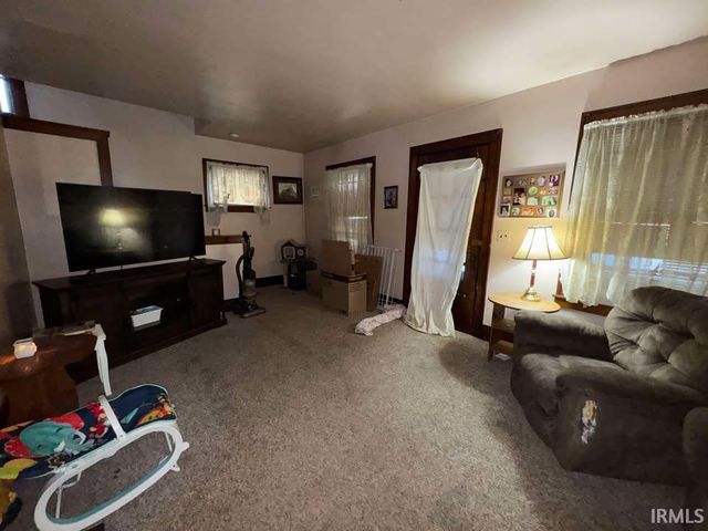 267 W 7Th Street, Peru, IN 46970