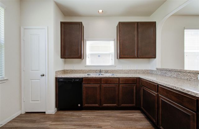 10410 Solitude Way, Houston, TX 77044