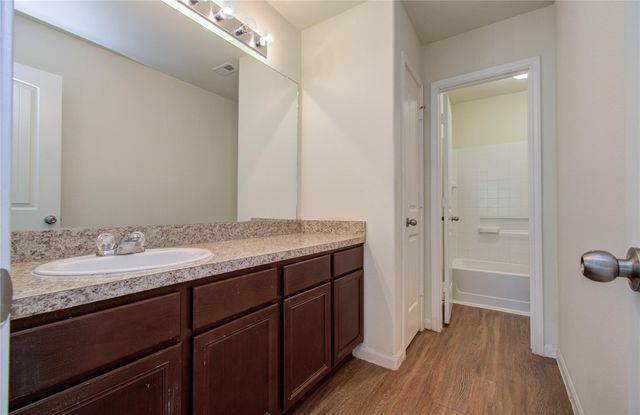 10410 Solitude Way, Houston, TX 77044