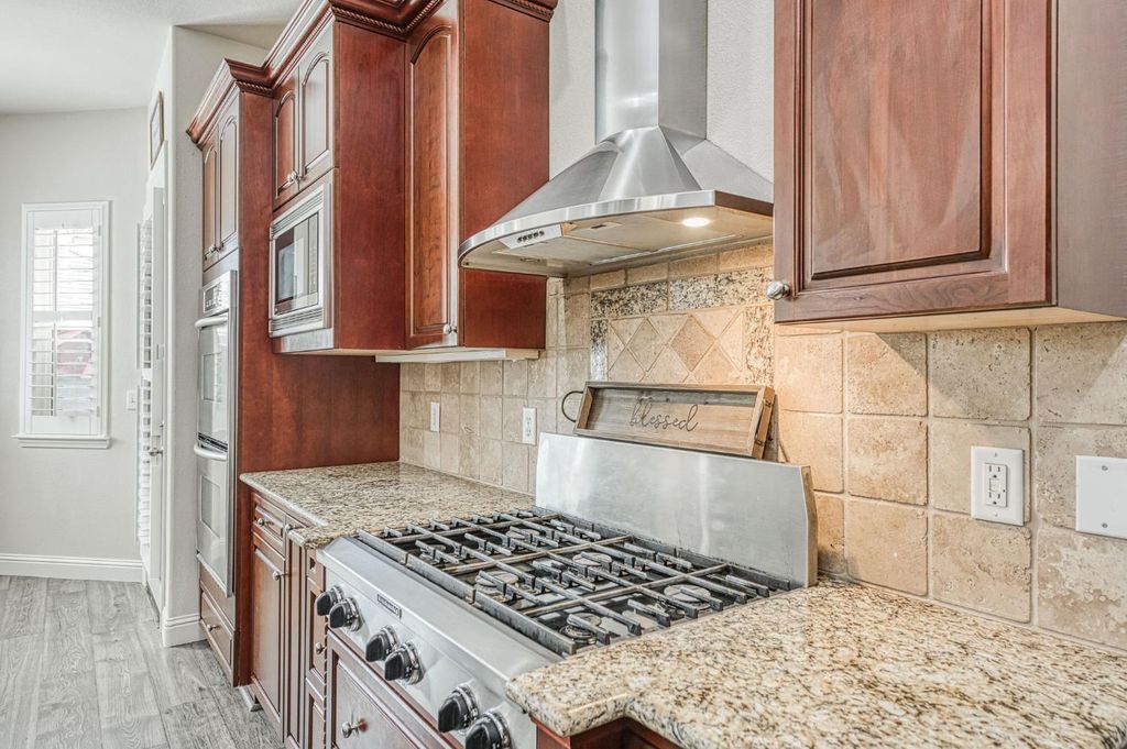 Image 17 of property listing at 1089 Evergreen Street, Selma, CA 93662