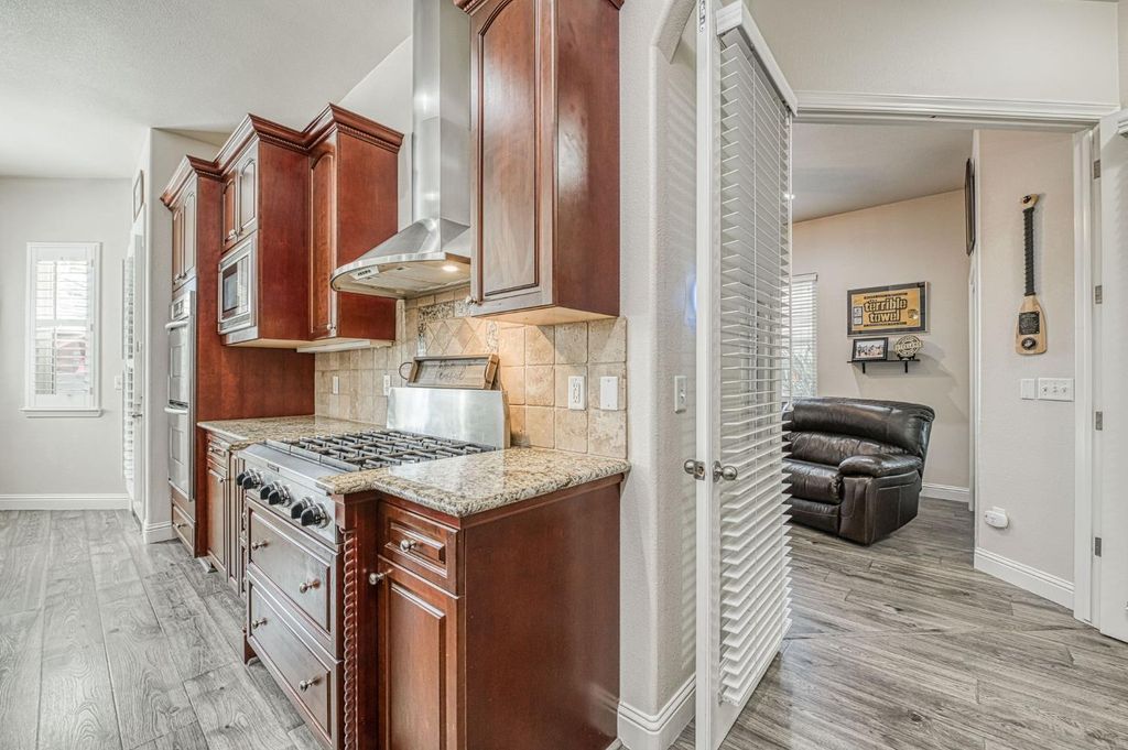 Image 21 of property listing at 1089 Evergreen Street, Selma, CA 93662