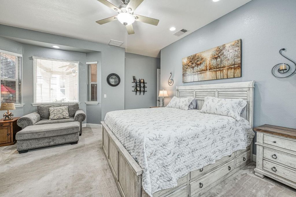 Image 39 of property listing at 1089 Evergreen Street, Selma, CA 93662