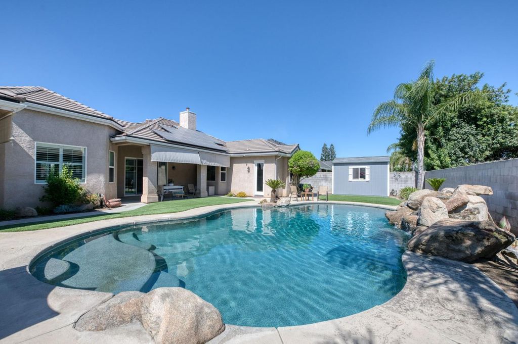 Image 53 of property listing at 1089 Evergreen Street, Selma, CA 93662