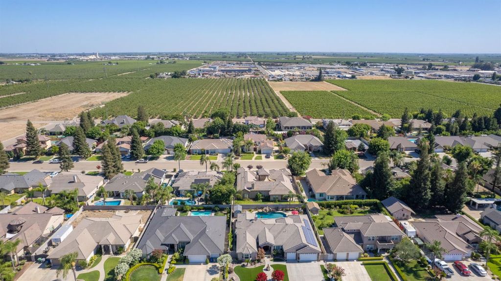 Image 65 of property listing at 1089 Evergreen Street, Selma, CA 93662