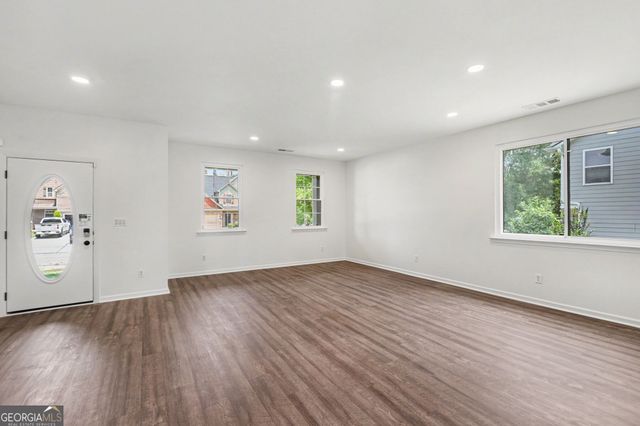 6488 Waterford Street SW, Atlanta, GA 30331
