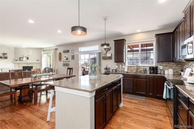 42 N Newcastle Court, Aurora, CO 80018