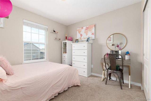 42 N Newcastle Court, Aurora, CO 80018